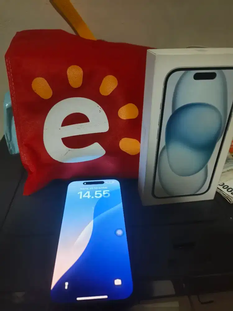 Jual iphone 15 ram 128 ibox pembelian tgl 06 nov 2025