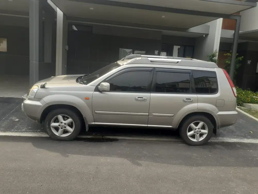Nissan X-Trail 2004 Bensin