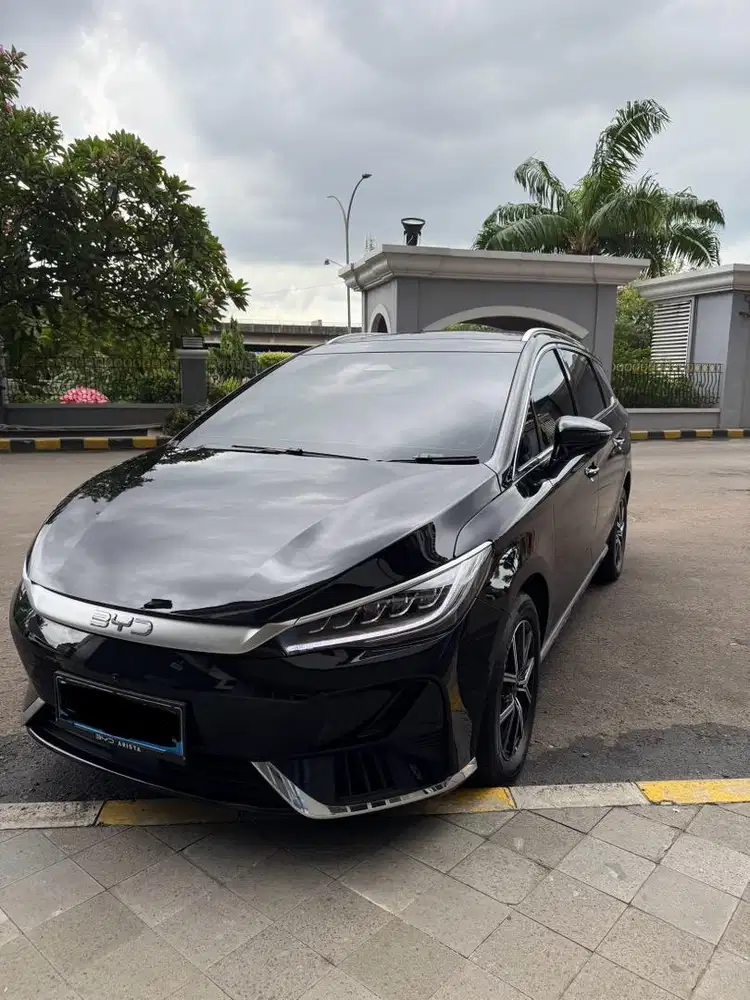 DIJUAL BYD M6 Tahun 2024 Superior Captain seat