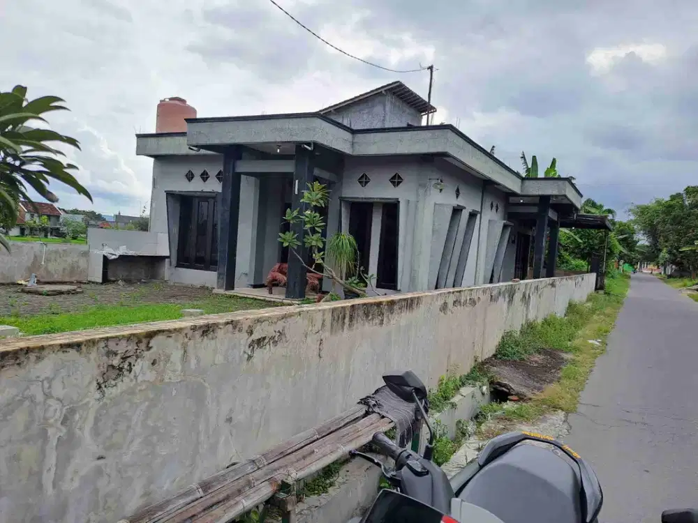 Rumah 2 lantai dijual di Klaten Jawa Tengah harga nego langsung pemilik