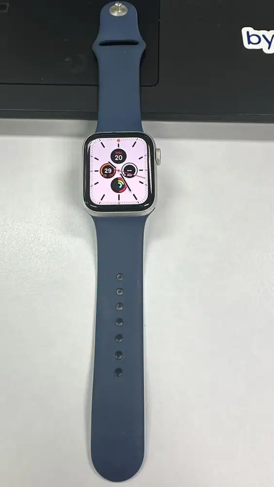 Apple Smart Watch SE Gen 3 (Beli Jan 2025)