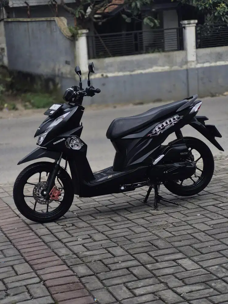 HONDA NEW BEAT STREET 2023 KM 17RB DP CUMAN 700RB AJA