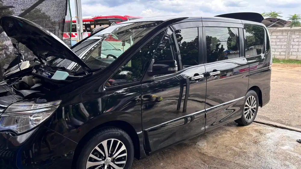 Nissan Serena 2015 Bensin