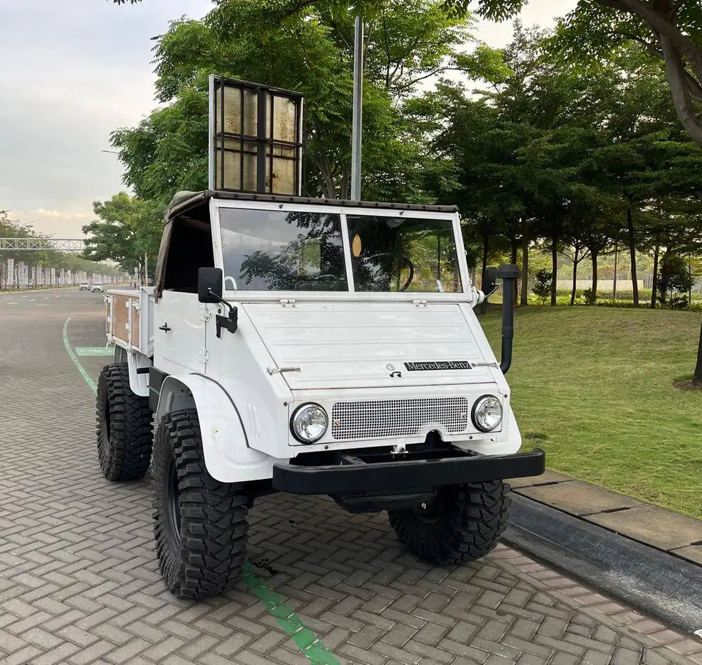 Unimog 411 Heavy Truck 1962
