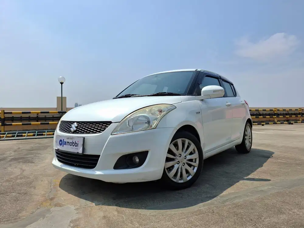 Pajak Panjang - Suzuki Swift 1.4 GX Bensin-MT 2013