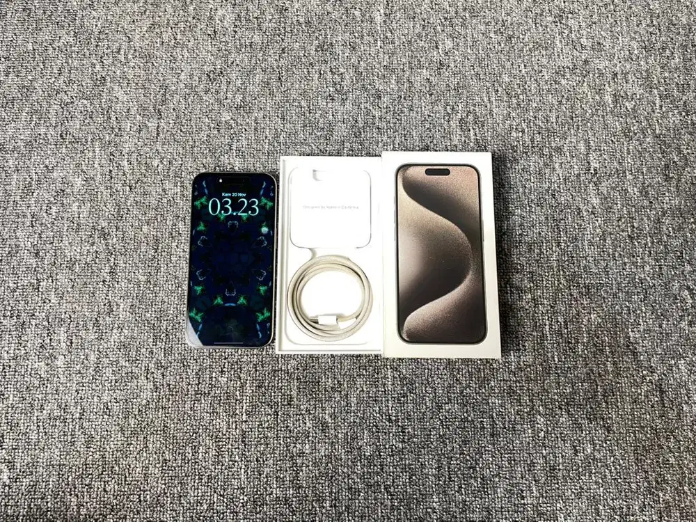 iPhone 15 Pro 128 GB iBox