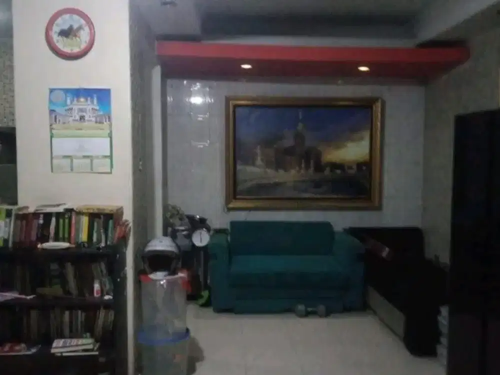 Rumah 3  Lantai di Komplek Pharmindo Cimahi Ref.05090