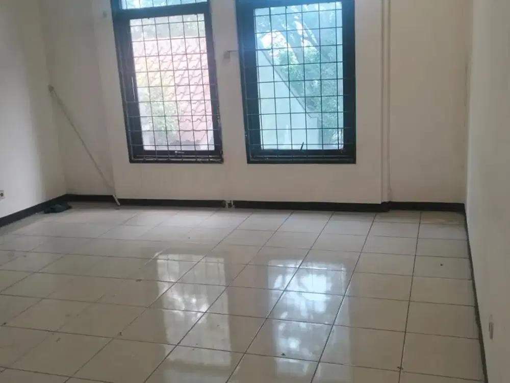 Ruko Mainroad Pasti Hokie di Jalan Peta Bandung