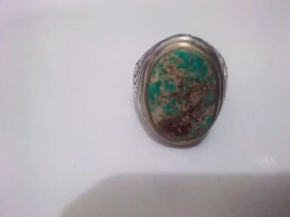 Cincin batu Pirus dan Badar