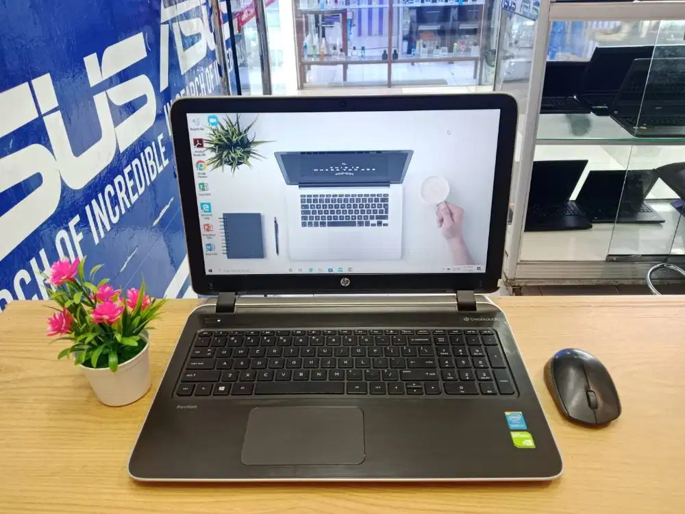 LAPTOP EDITING DAN GAME HP PAVILION 15 CORE i7 RAM 8GB SSD 256GB SIAP