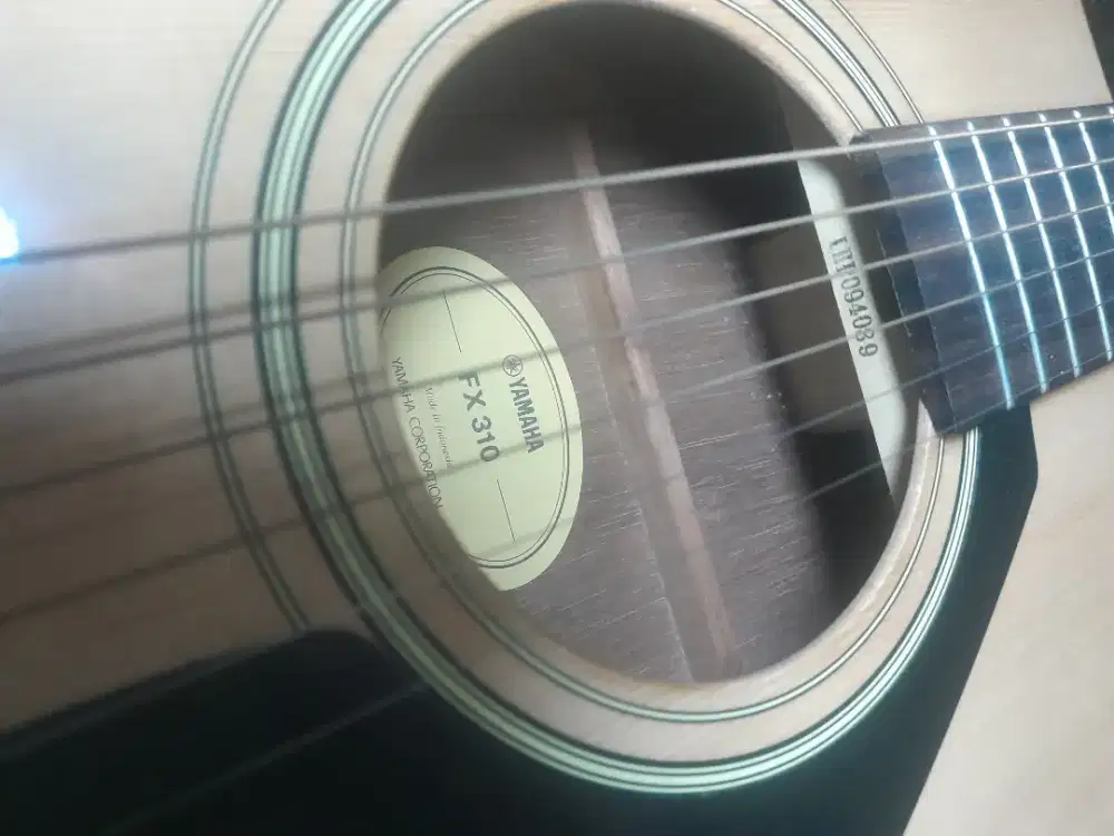 Yamaha FX310 akustik elektrik