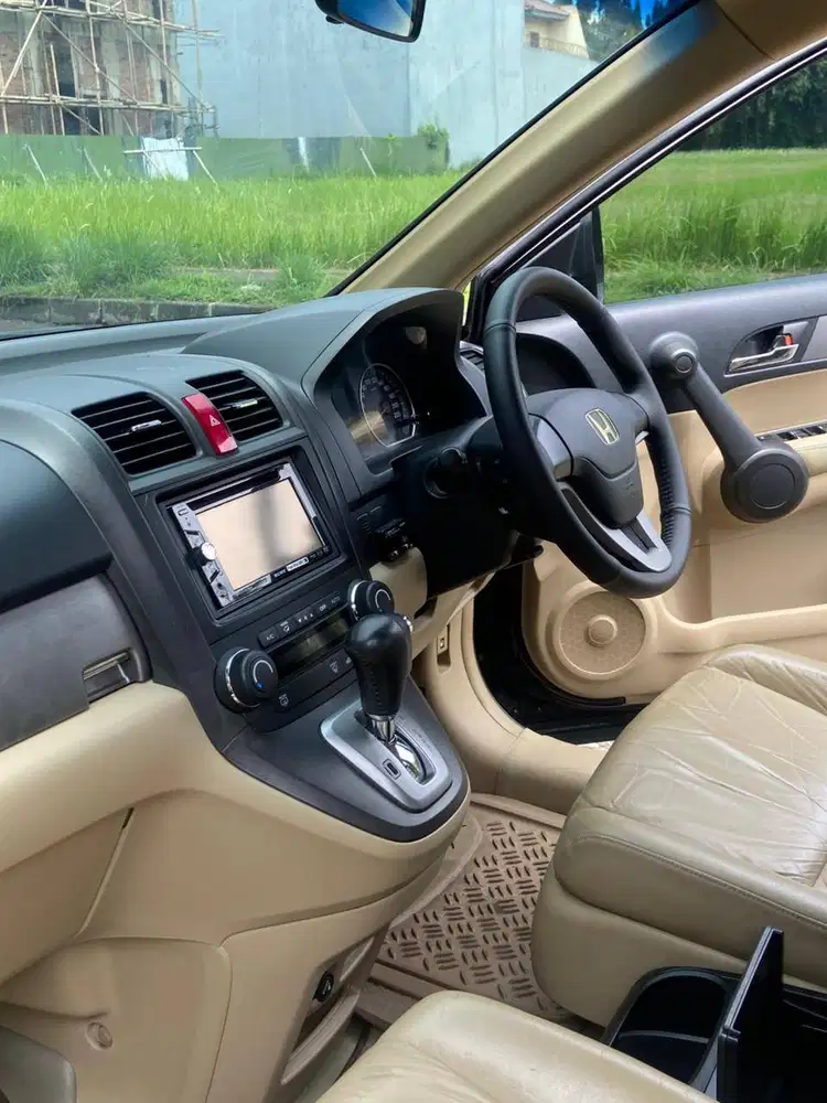 TDP 10 JUTA Siap Pakai Kredit CR-V 2.4 AT i-Vtech 2010 Data dibantu