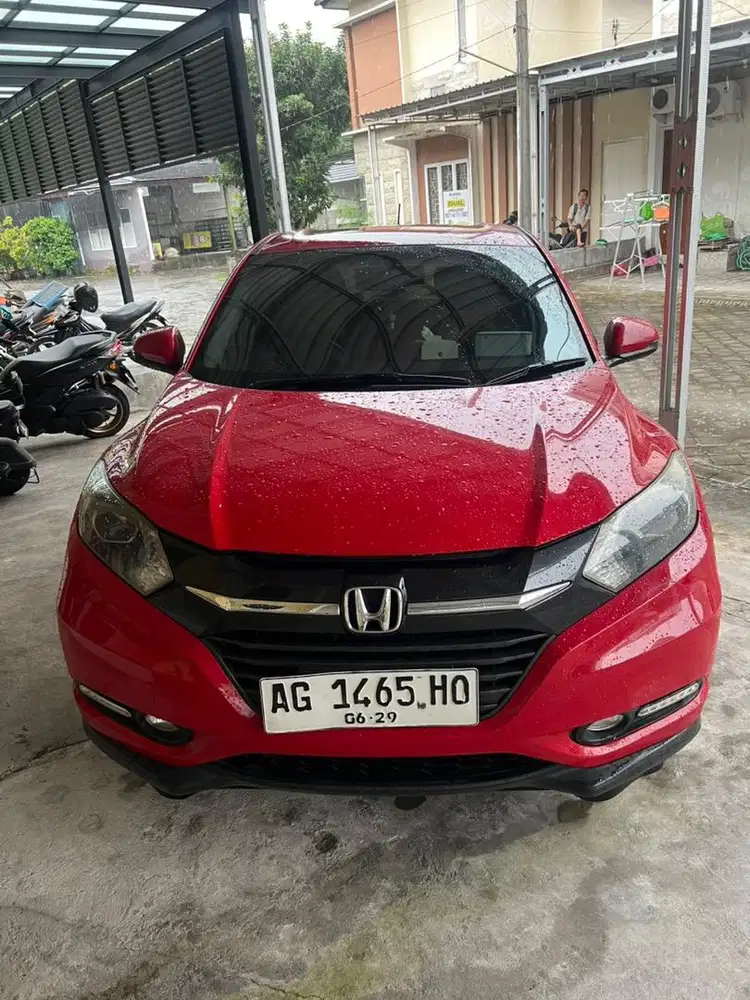 Honda HRV 1.5 E Kilometer Rendah, Mulus