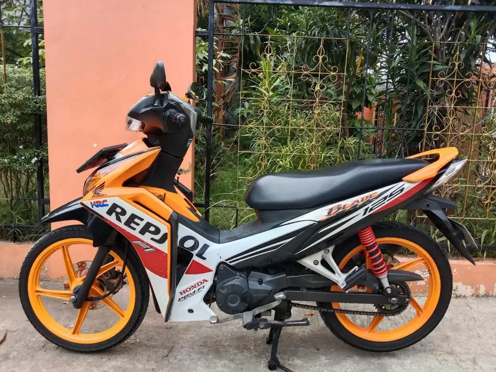 Honda Blade 125 fi th 2016 pajak hidup