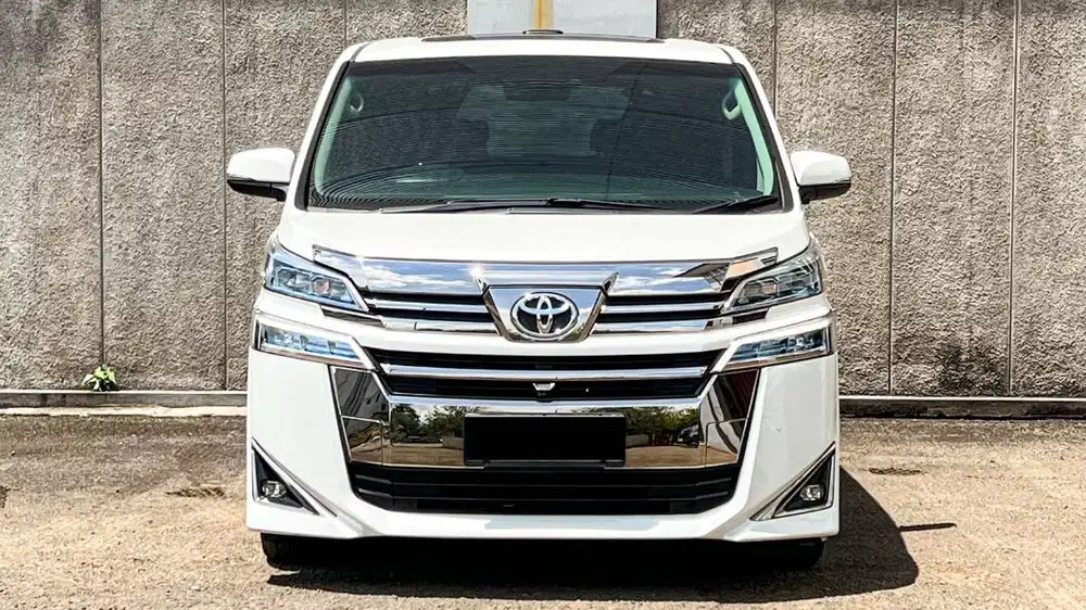 Toyota Vellfire 2.5 G AT Putih Metalik 2019 Km 80rban