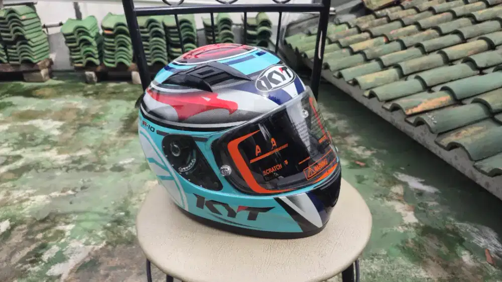 Helm KYT R10 Aquamarine SIZE XL bonus VISOR