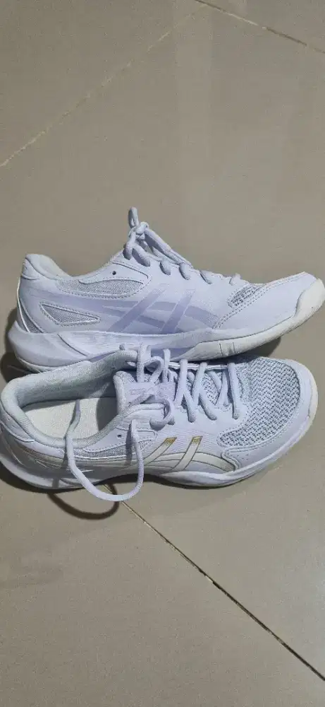 Sepatu Tenis ASICS Gel Rocket 12