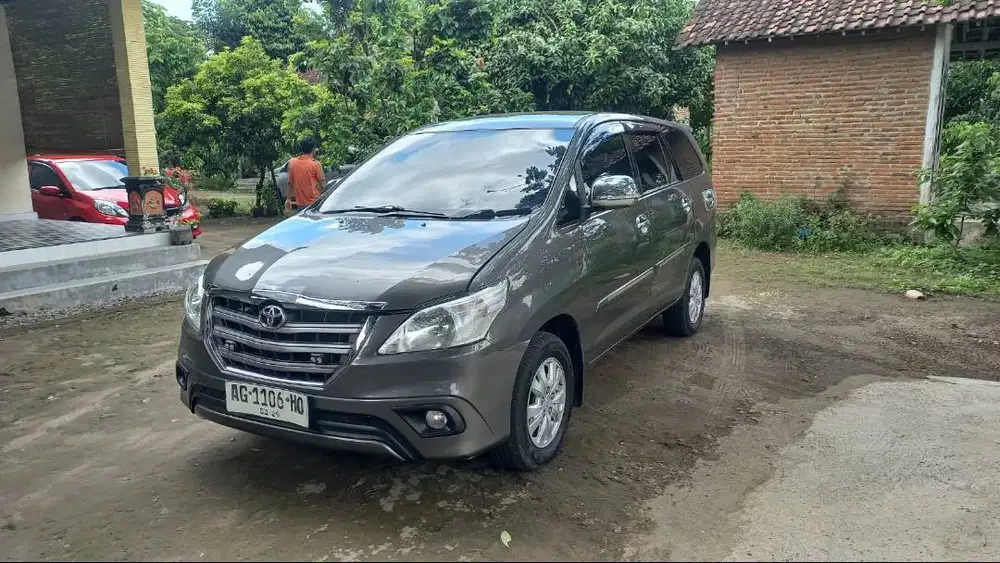 2014 Toyota kijang Innova 2.5 G Plat AG subakir mobil bekas sekoto
