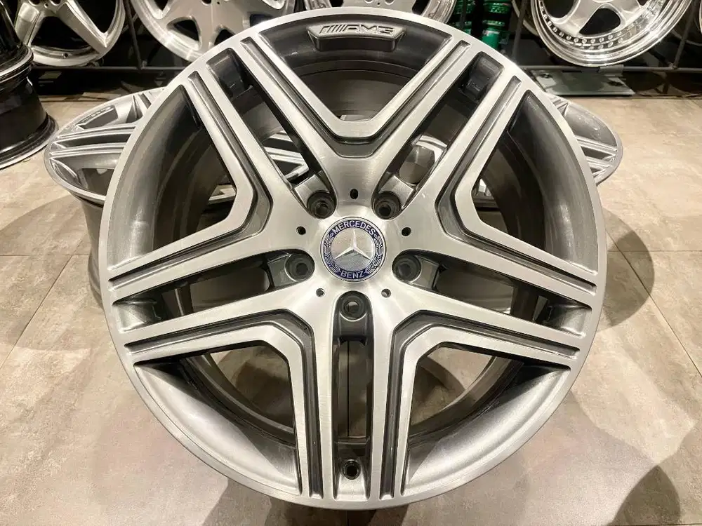Velg OEM Mercedes Benz G63 AMG W463, R-20, Lebar 9.5, PCD 5x130