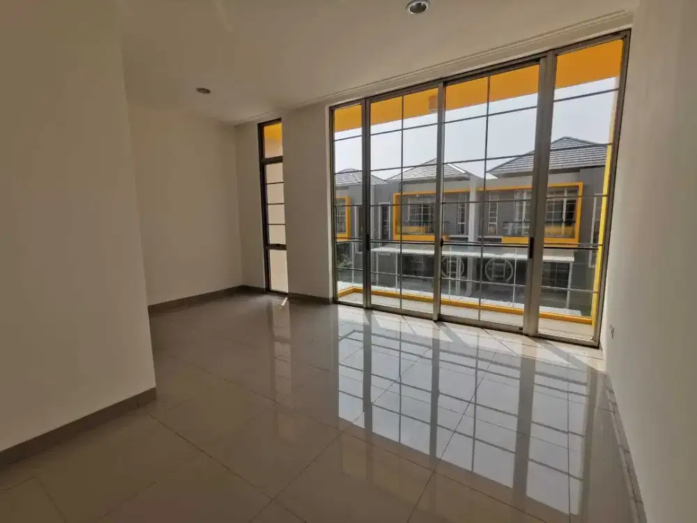 DIJUAL RUMAH DI PIK 2 UK 8x15 HOEK KOSONGAN SIAP AJB NEGO SAMPAI JADI