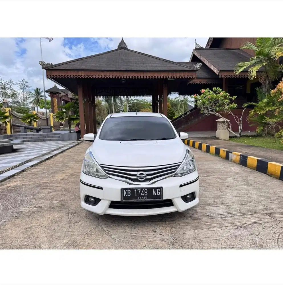 Nissan livina sv at th 2016