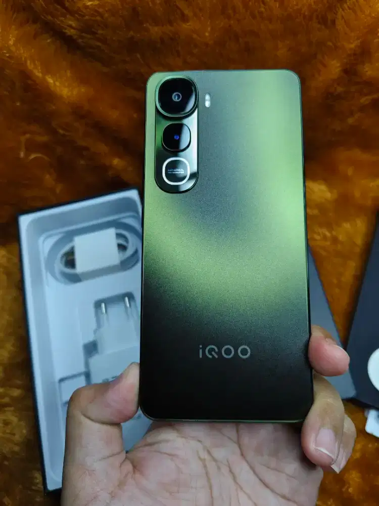 IQOO Z10 LITE, LIKE NEW, 8/128, MULUS JARANG PAKAI