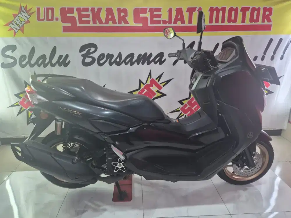 New Nmax vva bluecore keyless 2022 plat L istimewaa