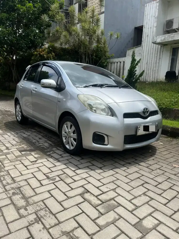 Yaris AT 2012 Facelift