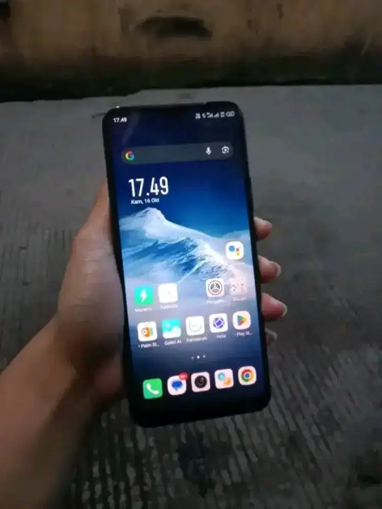 Infinix hot 11 play 4/64 no minus batre 6000 mah awet.