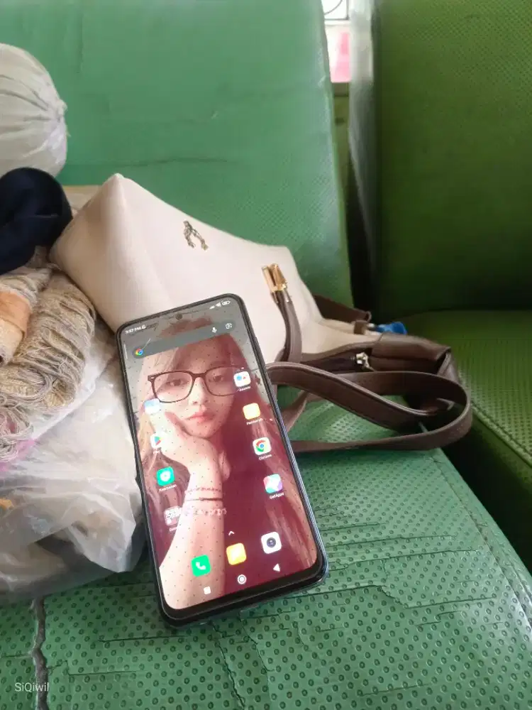 Redmi note 10 4+1/64 gb