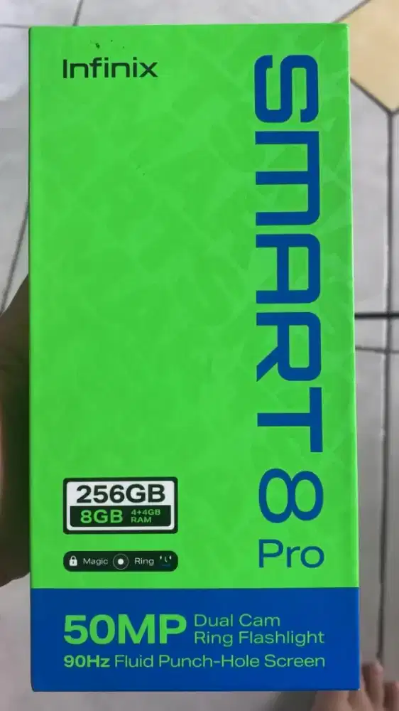 Hp infinix smart 8 pro 256 second, minus layar retak gk ngaruh