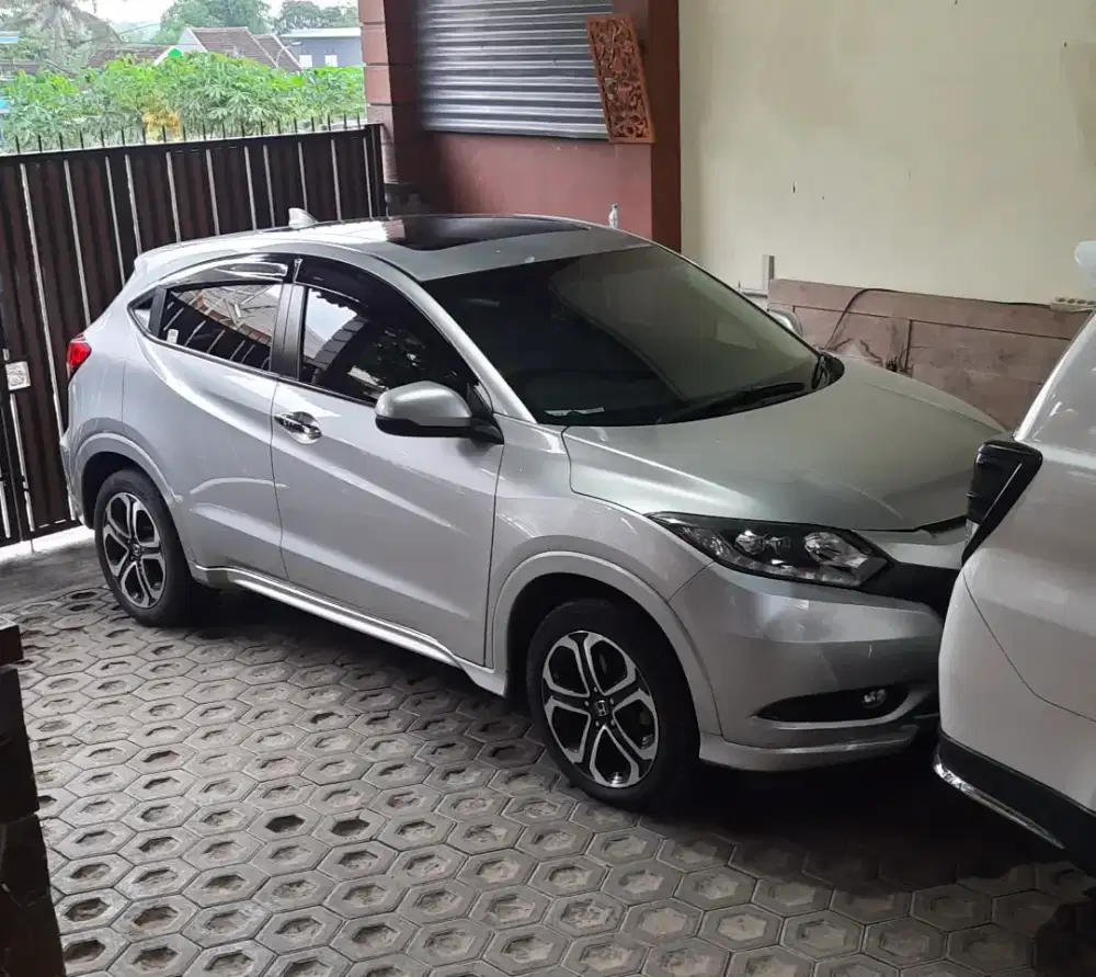 HRV 1.8, 2015, Silver, N Batu, odo 77 Km utuh ori alami