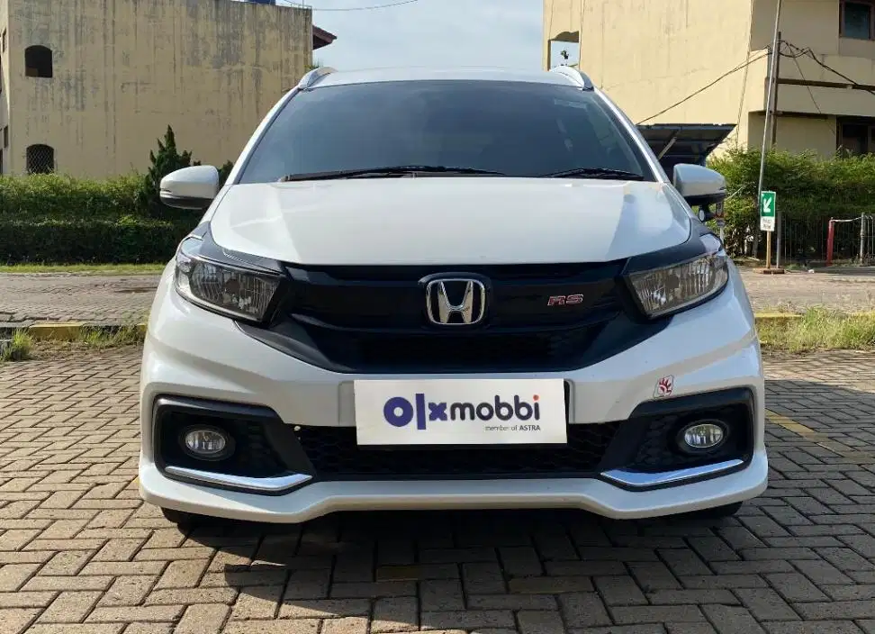 TDP 8,JT Honda Mobilio 1.5 RS Bensin-AT Putih 2017