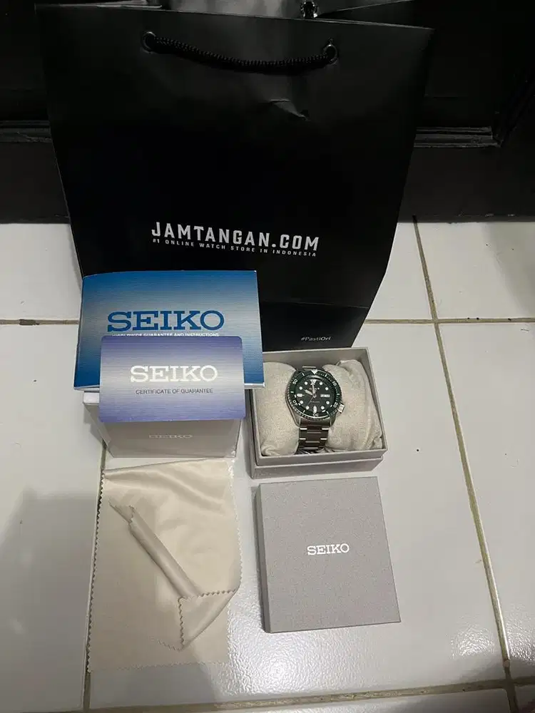jam tangan seiko