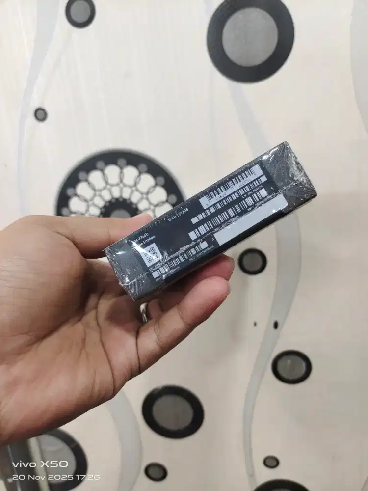 Samsung Flip 7 12/512 God segel