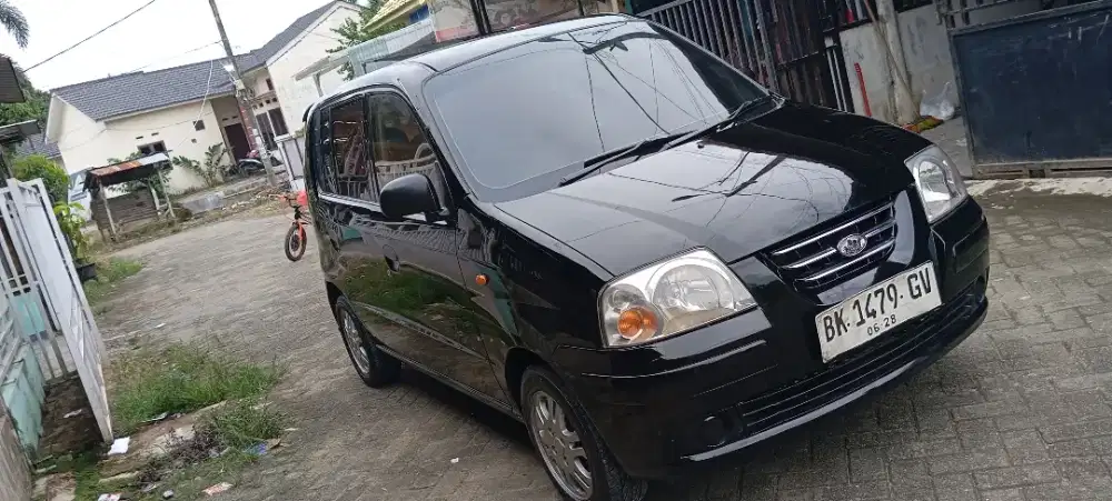 Di jual mobil hyundai atos 2005