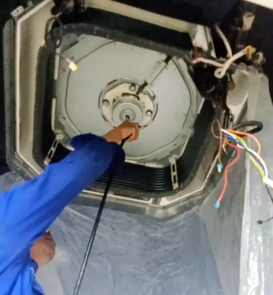 SERVICE AC PERBAIKAN DAN MAINTENANCE