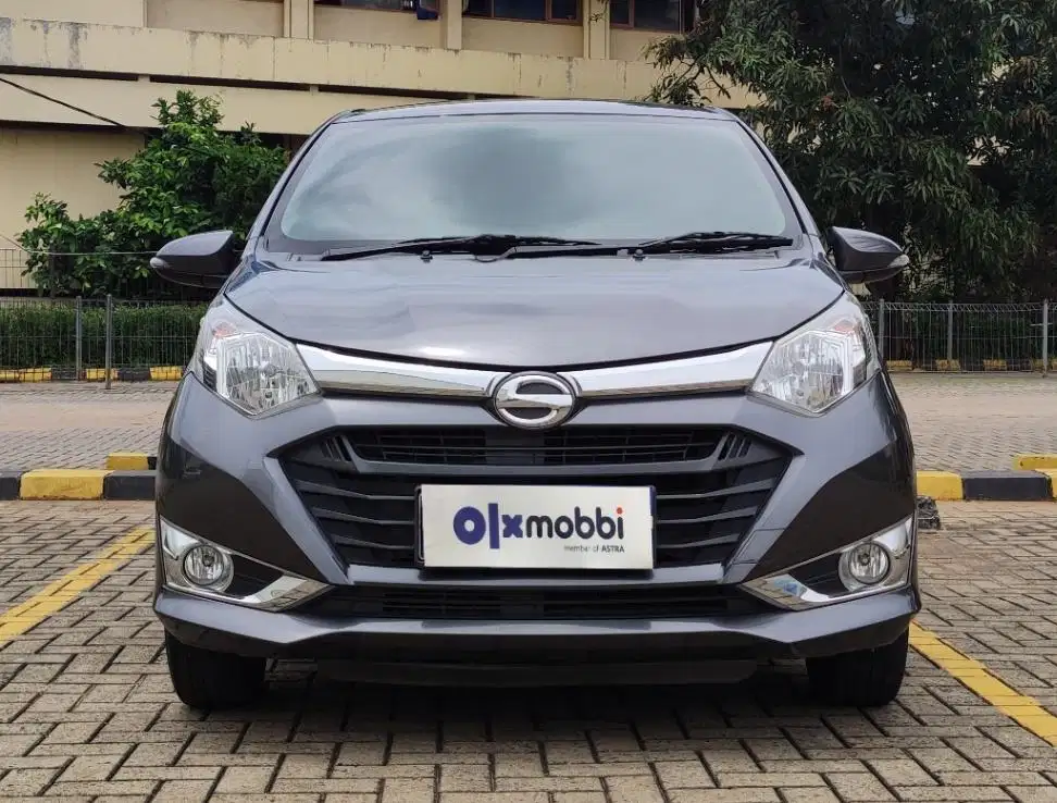 TDP 5,JT Daihatsu Sigra 1.2 R Bensin-AT Abu 2018