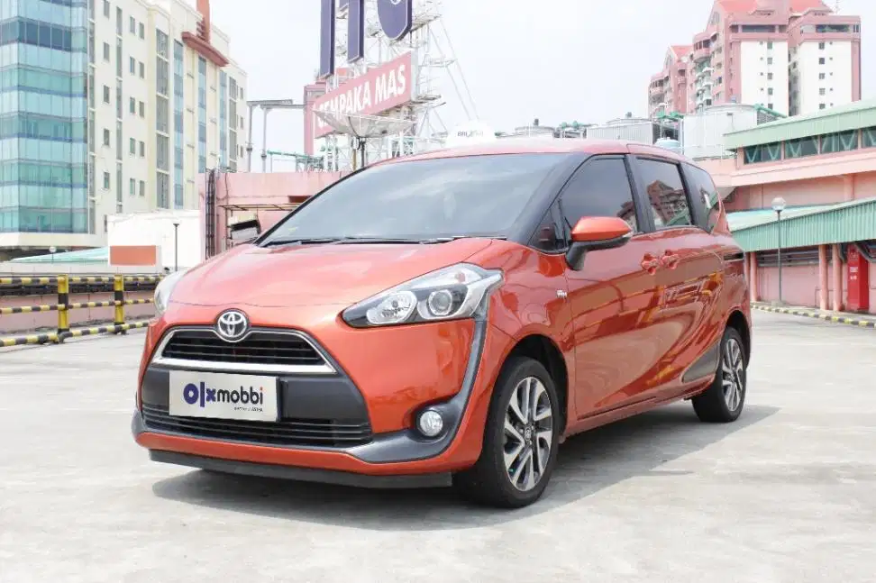 TDP 8,JT Toyota Sienta 1.5 V Bensin-AT Orange 2017