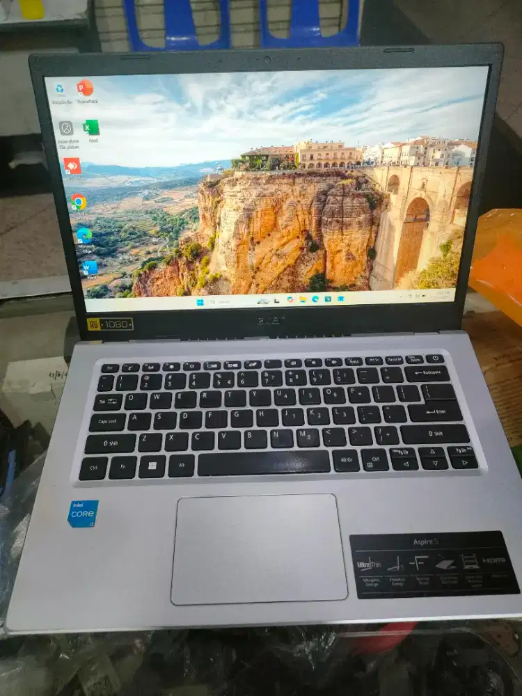 Jual laptop acer aspire intel core i3 Ram 8Gb Ssd 256gb Used like new