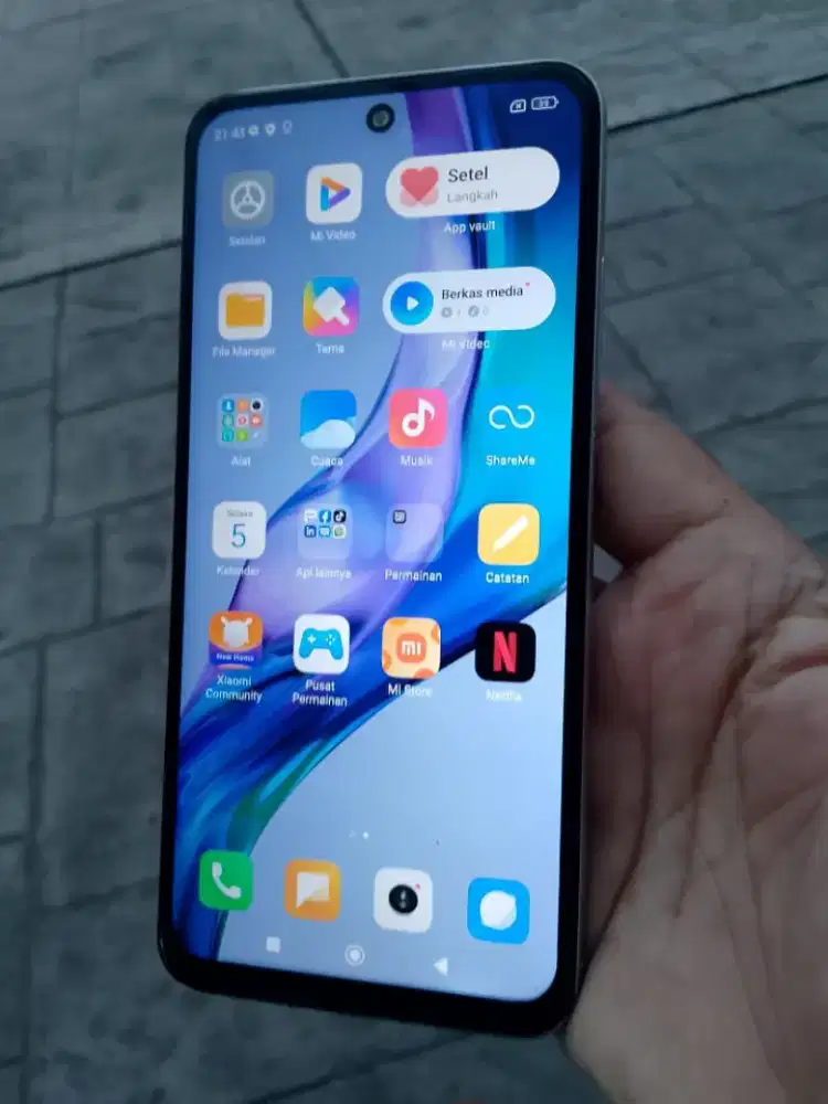 Xiomi note 10 5G ram 8+3/128 NFC on kondisi normal mulus