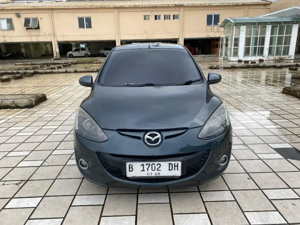 Mazda 2 Sport at 2012