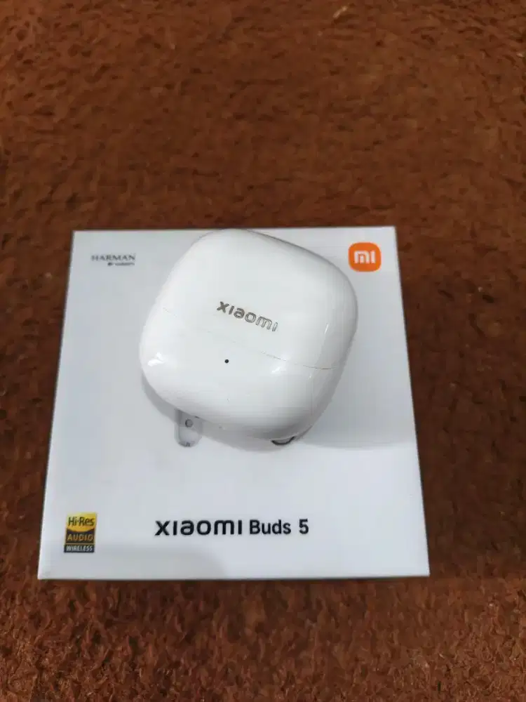 Xiaomi buds 5 mulus like new