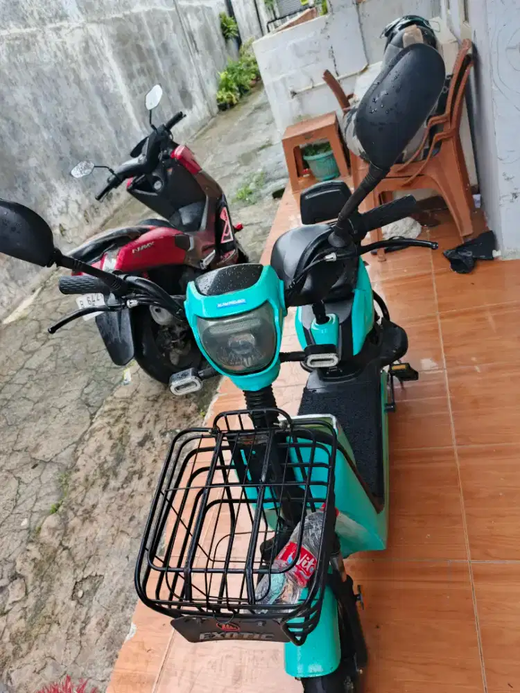 Keadaan baru dbeliin aki jok baru alas baru semua mulus dah