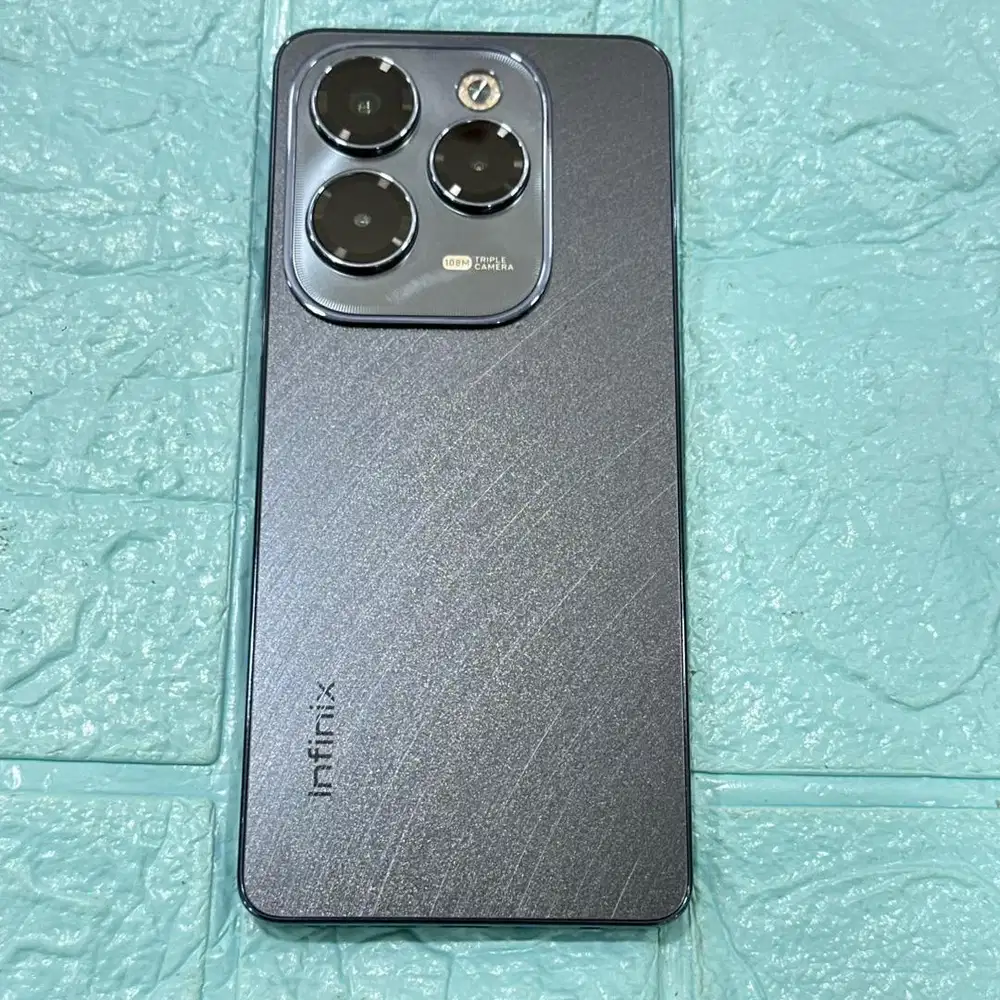 Infinix hot 40pro 12/256gb unit only