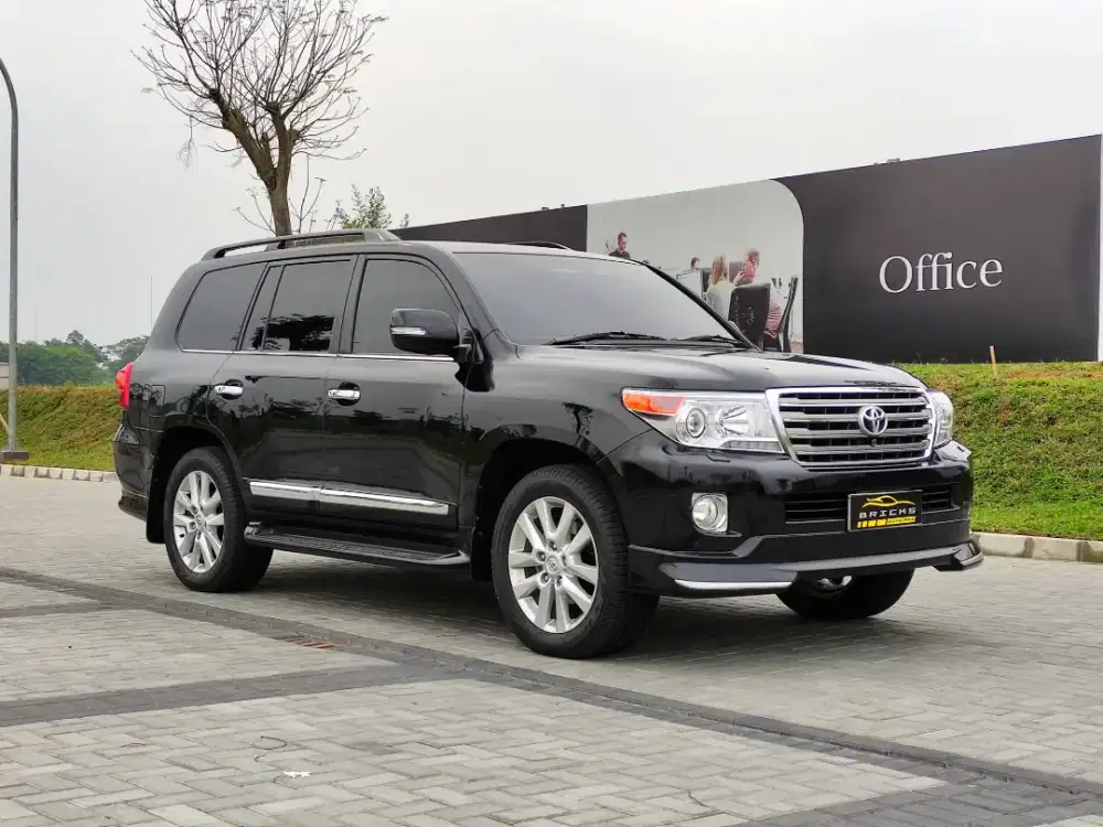 Land Cruiser ZX 4.7, 2012, Bensin