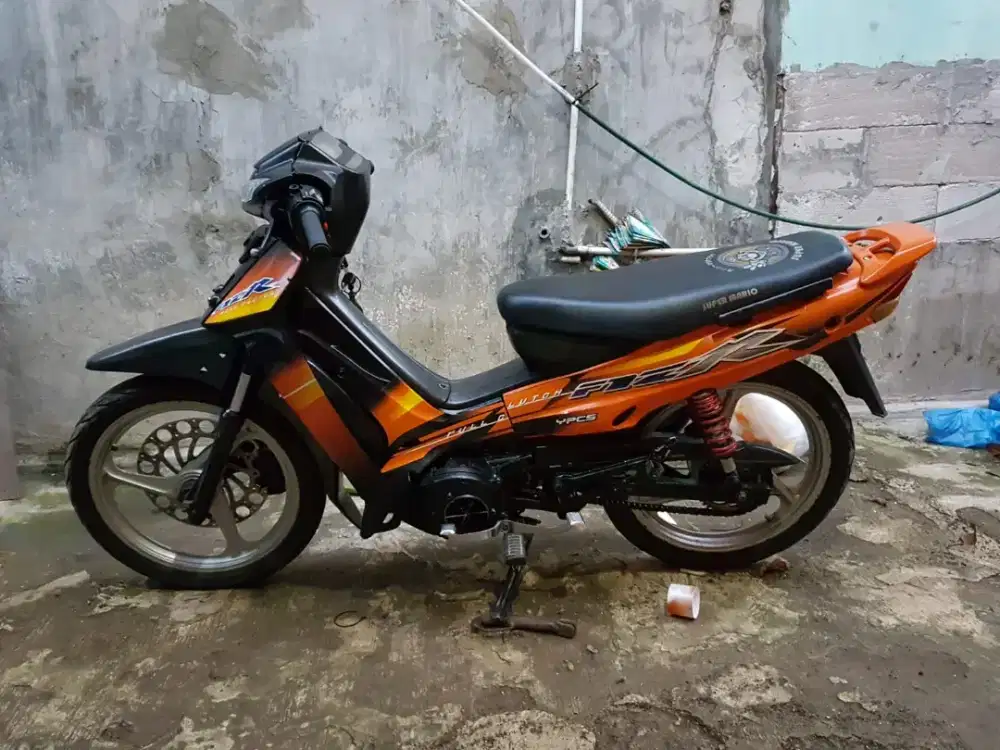 YAMAHA F1ZR FIZR 2001 ASLI OREN