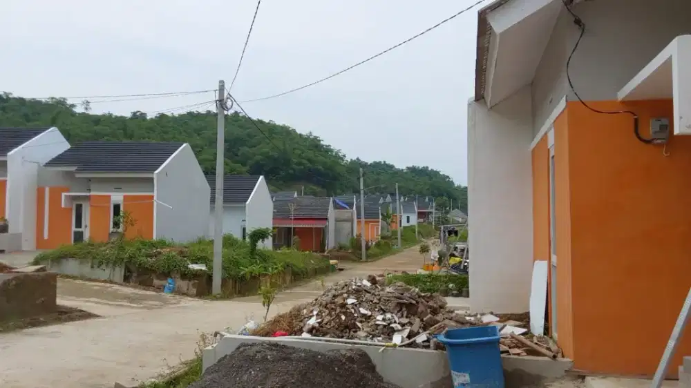 Tempat tinggal bulanan