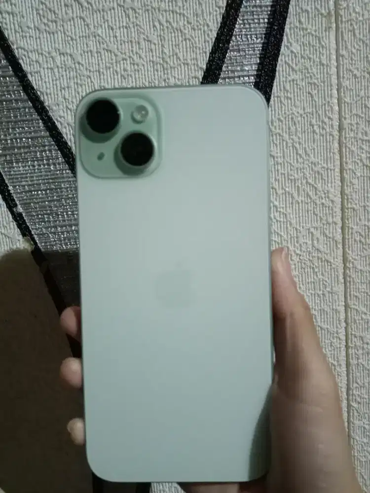 iPhone 15 plus 128gb blibli