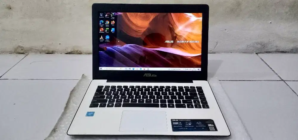Laptop SLIM ASUS X453S, Celeron RAM 8GB HDD 500GB, MULUS SIAP PAKAI